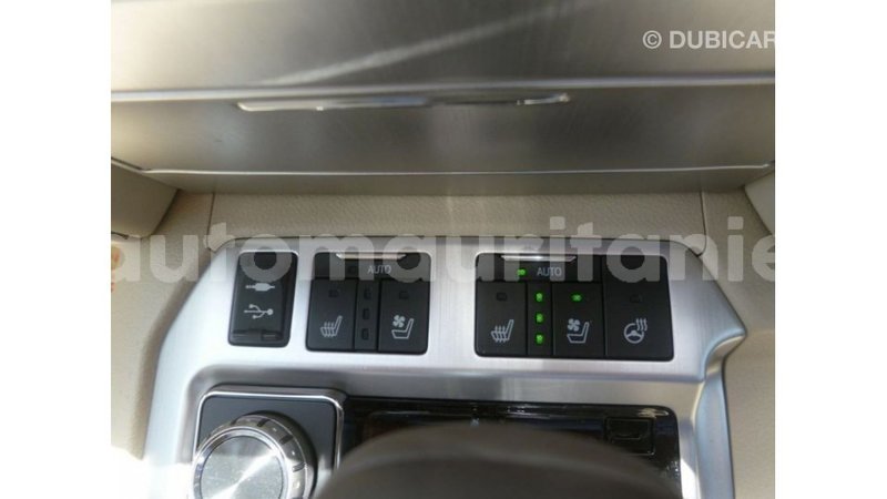 Big with watermark toyota land cruiser adrar import dubai 2791