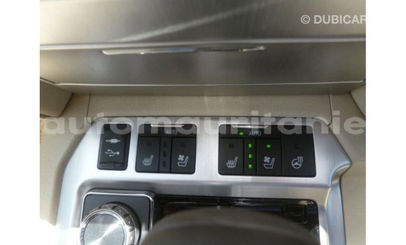 Acheter Import Voiture Toyota Land Cruiser Noir à Import - Dubai, Adrar Acheter Import Voiture Toyota Land Cruiser Noir à Import - Dubai, Adrar