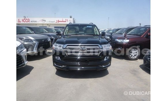 Acheter Import Voiture Toyota Land Cruiser Noir à Import - Dubai, Adrar Acheter Import Voiture Toyota Land Cruiser Noir à Import - Dubai, Adrar