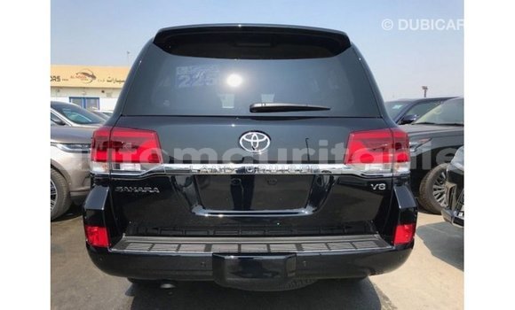 Acheter Import Voiture Toyota Land Cruiser Noir à Import - Dubai, Adrar Acheter Import Voiture Toyota Land Cruiser Noir à Import - Dubai, Adrar