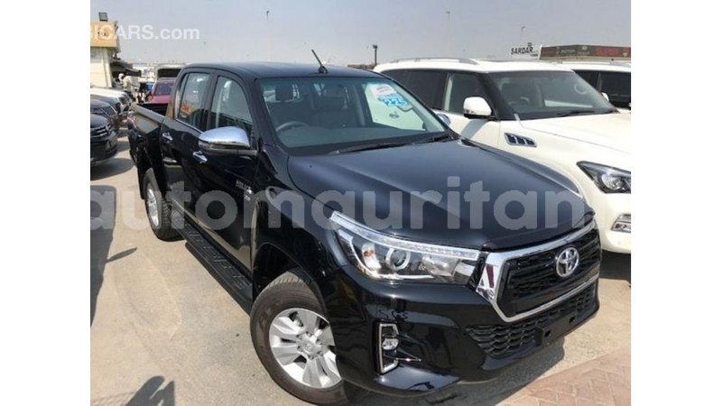 Big with watermark toyota hilux adrar import dubai 2806