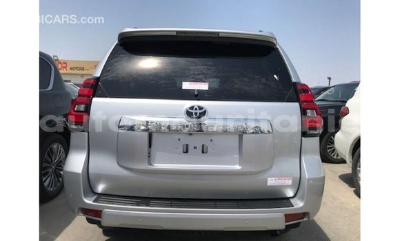 Acheter Import Voiture Toyota Prado Autre à Import - Dubai, Adrar Acheter Import Voiture Toyota Prado Autre à Import - Dubai, Adrar