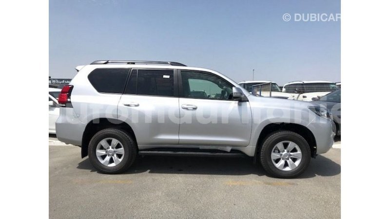Big with watermark toyota prado adrar import dubai 2811