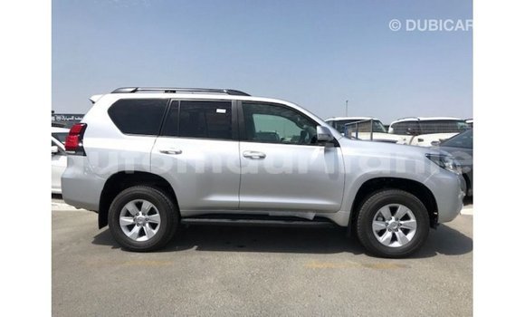 Acheter Import Voiture Toyota Prado Autre à Import - Dubai, Adrar Acheter Import Voiture Toyota Prado Autre à Import - Dubai, Adrar