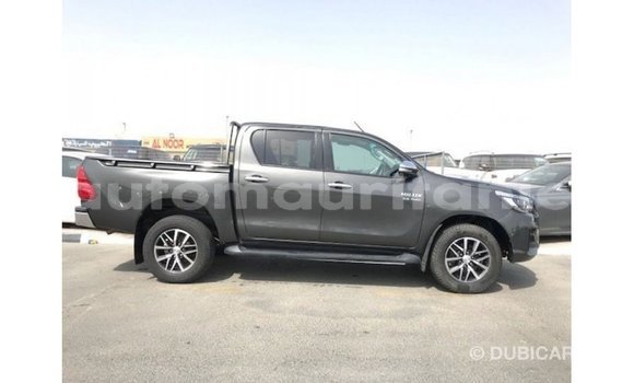 Acheter Import Voiture Toyota Hilux Noir à Import - Dubai, Adrar Acheter Import Voiture Toyota Hilux Noir à Import - Dubai, Adrar