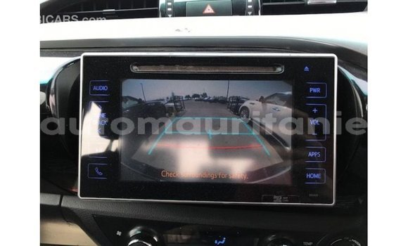 Acheter Import Voiture Toyota Hilux Noir à Import - Dubai, Adrar Acheter Import Voiture Toyota Hilux Noir à Import - Dubai, Adrar