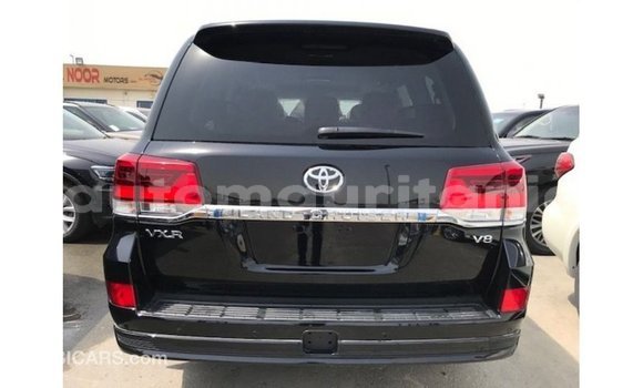 Acheter Import Voiture Toyota Land Cruiser Noir à Import - Dubai, Adrar Acheter Import Voiture Toyota Land Cruiser Noir à Import - Dubai, Adrar
