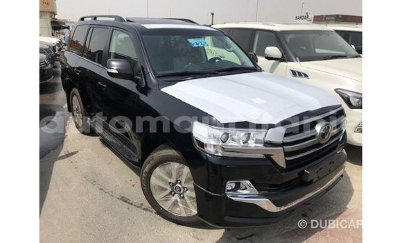 Acheter Import Voiture Toyota Land Cruiser Noir à Import - Dubai, Adrar Acheter Import Voiture Toyota Land Cruiser Noir à Import - Dubai, Adrar
