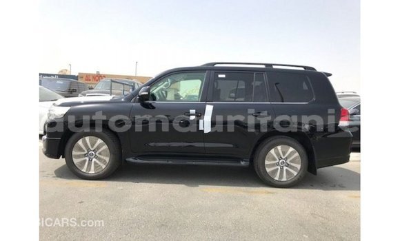 Acheter Import Voiture Toyota Land Cruiser Noir à Import - Dubai, Adrar Acheter Import Voiture Toyota Land Cruiser Noir à Import - Dubai, Adrar