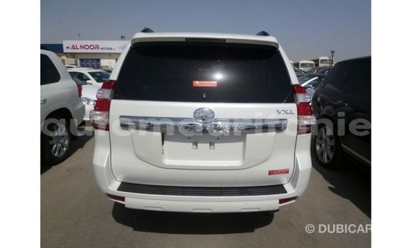 Acheter Import Voiture Toyota Prado Blanc à Import - Dubai, Adrar Acheter Import Voiture Toyota Prado Blanc à Import - Dubai, Adrar