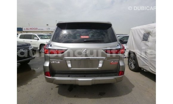 Acheter Import Voiture Lexus LX Autre à Import - Dubai, Adrar Acheter Import Voiture Lexus LX Autre à Import - Dubai, Adrar