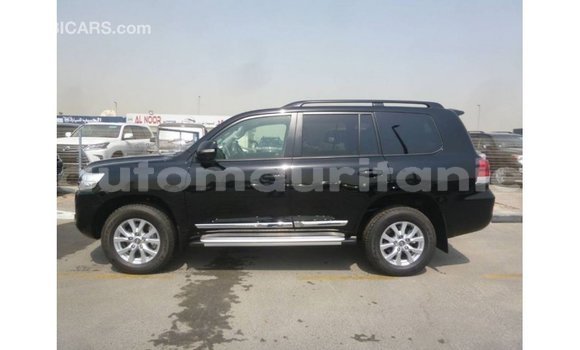 Acheter Import Voiture Toyota Land Cruiser Noir à Import - Dubai, Adrar Acheter Import Voiture Toyota Land Cruiser Noir à Import - Dubai, Adrar