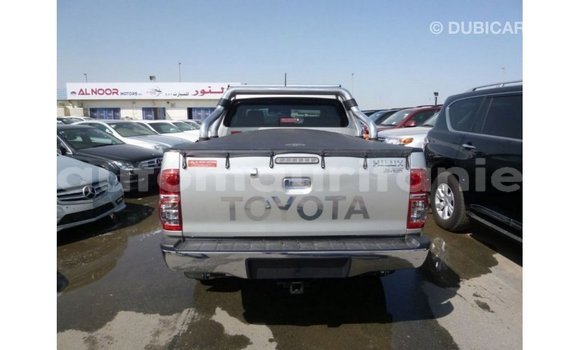 Acheter Import Voiture Toyota Hilux Autre à Import - Dubai, Adrar Acheter Import Voiture Toyota Hilux Autre à Import - Dubai, Adrar