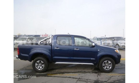 Acheter Import Voiture Toyota Hilux Bleu à Import - Dubai, Adrar Acheter Import Voiture Toyota Hilux Bleu à Import - Dubai, Adrar