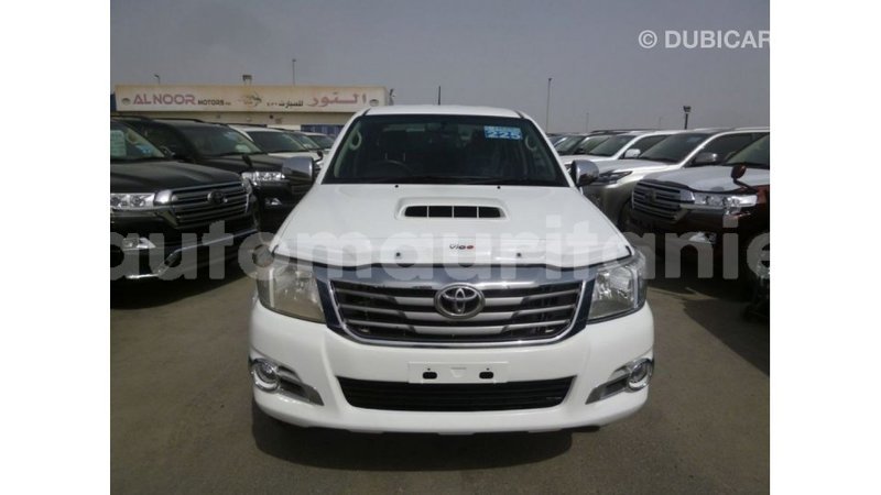 Big with watermark toyota hilux adrar import dubai 2843