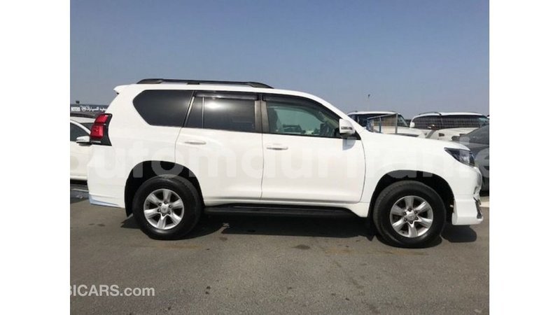 Big with watermark toyota prado adrar import dubai 2853