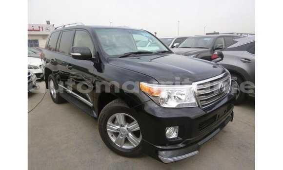Acheter Import Voiture Toyota Land Cruiser Noir à Import - Dubai, Adrar Acheter Import Voiture Toyota Land Cruiser Noir à Import - Dubai, Adrar