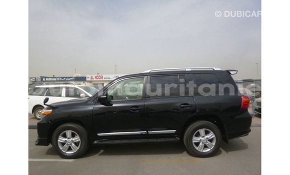 Acheter Import Voiture Toyota Land Cruiser Noir à Import - Dubai, Adrar Acheter Import Voiture Toyota Land Cruiser Noir à Import - Dubai, Adrar