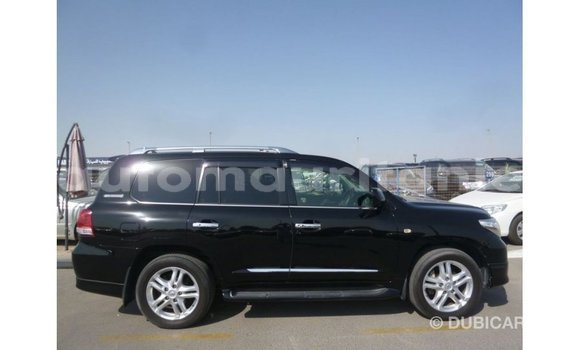 Acheter Import Voiture Toyota Land Cruiser Noir à Import - Dubai, Adrar Acheter Import Voiture Toyota Land Cruiser Noir à Import - Dubai, Adrar