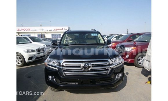 Acheter Import Voiture Toyota Land Cruiser Noir à Import - Dubai, Adrar Acheter Import Voiture Toyota Land Cruiser Noir à Import - Dubai, Adrar