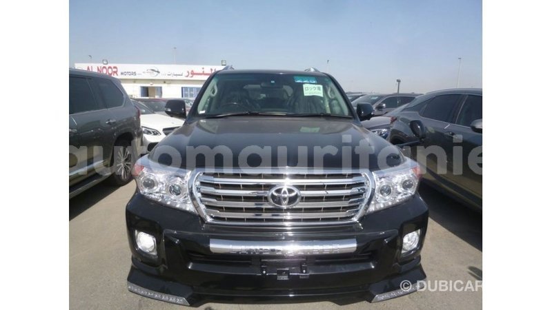 Big with watermark toyota land cruiser adrar import dubai 2867