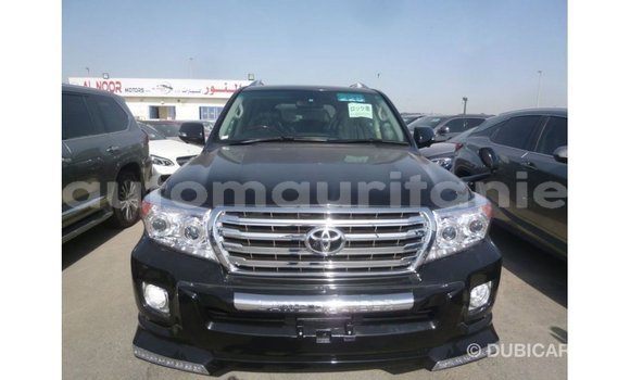 Acheter Import Voiture Toyota Land Cruiser Noir à Import - Dubai, Adrar Acheter Import Voiture Toyota Land Cruiser Noir à Import - Dubai, Adrar