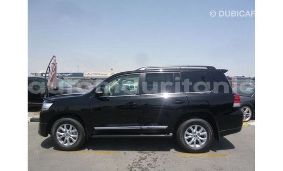 Acheter Import Voiture Toyota Land Cruiser Noir à Import - Dubai, Adrar Acheter Import Voiture Toyota Land Cruiser Noir à Import - Dubai, Adrar