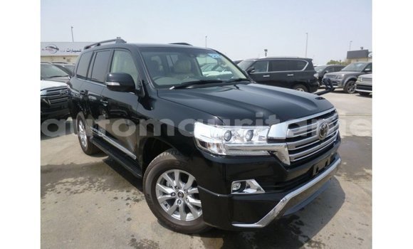 Acheter Import Voiture Toyota Land Cruiser Noir à Import - Dubai, Adrar Acheter Import Voiture Toyota Land Cruiser Noir à Import - Dubai, Adrar
