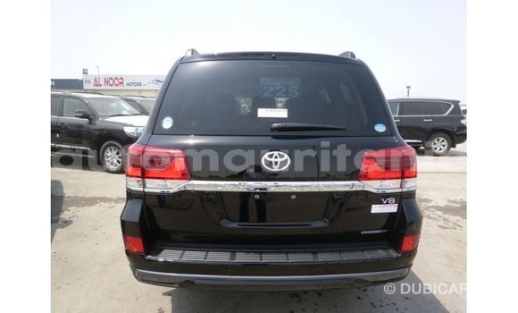 Acheter Import Voiture Toyota Land Cruiser Noir à Import - Dubai, Adrar Acheter Import Voiture Toyota Land Cruiser Noir à Import - Dubai, Adrar