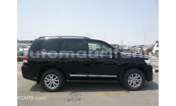 Acheter Import Voiture Toyota Land Cruiser Noir à Import - Dubai, Adrar Acheter Import Voiture Toyota Land Cruiser Noir à Import - Dubai, Adrar