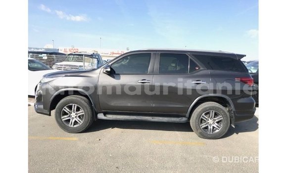 Acheter Import Voiture Toyota Fortuner Autre à Import - Dubai, Adrar Acheter Import Voiture Toyota Fortuner Autre à Import - Dubai, Adrar
