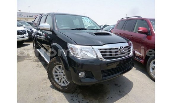 Acheter Import Voiture Toyota Hilux Noir à Import - Dubai, Adrar Acheter Import Voiture Toyota Hilux Noir à Import - Dubai, Adrar