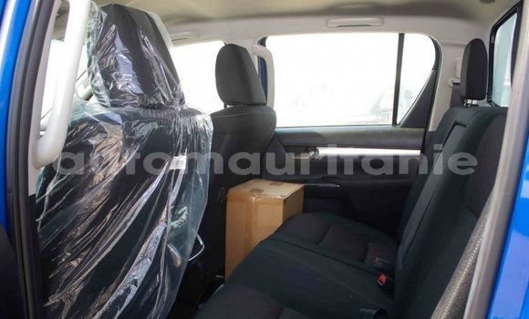 Acheter Import Voiture Toyota Hilux Bleu à Import - Dubai, Adrar Acheter Import Voiture Toyota Hilux Bleu à Import - Dubai, Adrar