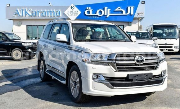 Acheter Import Voiture Toyota Land Cruiser Blanc à Import - Dubai, Adrar Acheter Import Voiture Toyota Land Cruiser Blanc à Import - Dubai, Adrar