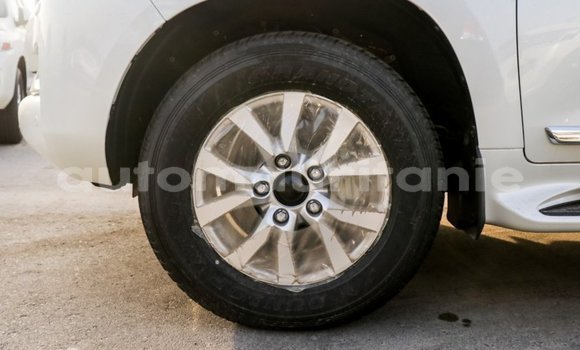 Acheter Import Voiture Toyota Land Cruiser Blanc à Import - Dubai, Adrar Acheter Import Voiture Toyota Land Cruiser Blanc à Import - Dubai, Adrar