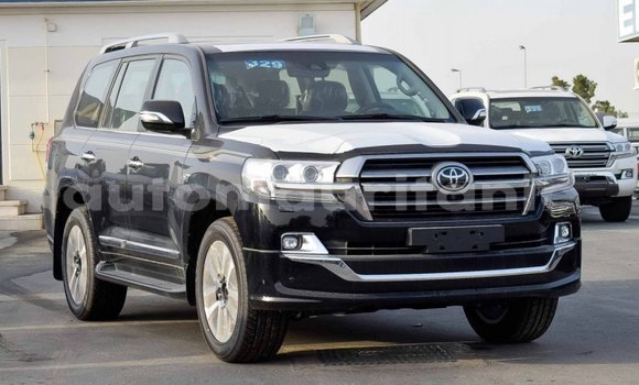 Acheter Import Voiture Toyota Land Cruiser Noir à Import - Dubai, Adrar Acheter Import Voiture Toyota Land Cruiser Noir à Import - Dubai, Adrar