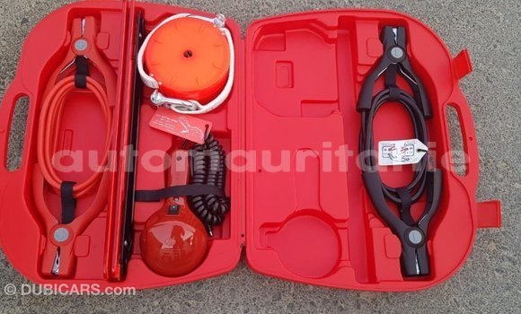 Acheter Import Voiture Toyota Hilux Blanc à Import - Dubai, Adrar Acheter Import Voiture Toyota Hilux Blanc à Import - Dubai, Adrar