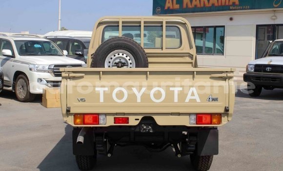 Acheter Import Voiture Toyota Land Cruiser Beige à Import - Dubai, Adrar Acheter Import Voiture Toyota Land Cruiser Beige à Import - Dubai, Adrar