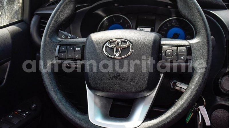 Big with watermark toyota hilux adrar import dubai 2896