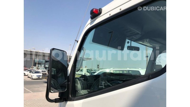 Big with watermark mitsubishi carisma adrar import dubai 2897