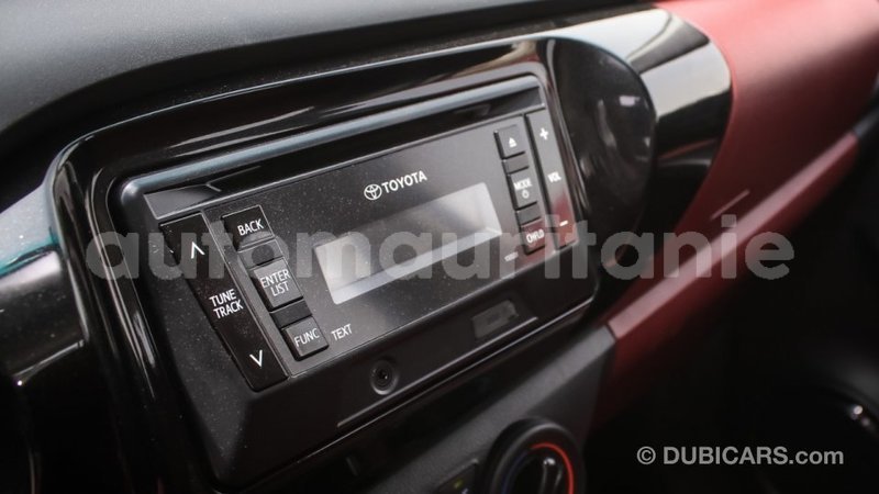 Big with watermark toyota hilux adrar import dubai 2899