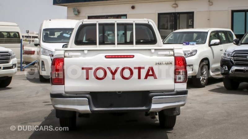 Big with watermark toyota hilux adrar import dubai 2899