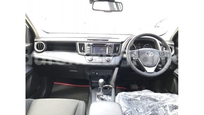 Big with watermark toyota hiace adrar import dubai 2906