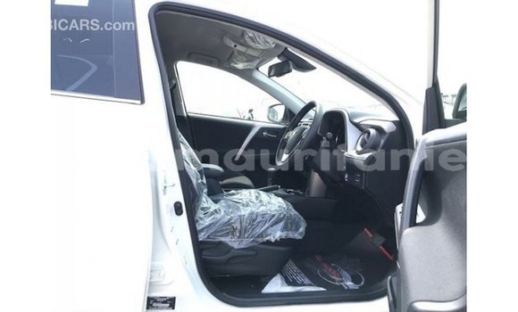 Acheter Import Utilitaire Toyota HiAce Blanc à Import - Dubai, Adrar Acheter Import Utilitaire Toyota HiAce Blanc à Import - Dubai, Adrar