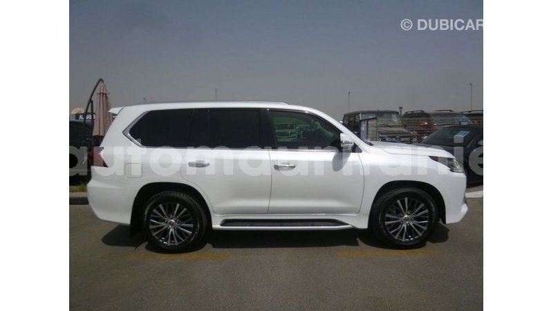 Big with watermark lexus lx adrar import dubai 2910