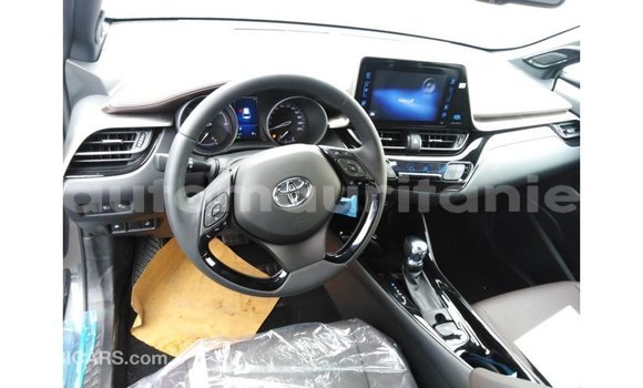 Acheter Import Voiture Toyota C-HR Autre à Import - Dubai, Adrar Acheter Import Voiture Toyota C-HR Autre à Import - Dubai, Adrar