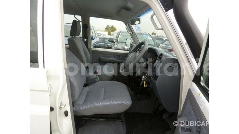 Big with watermark toyota land cruiser adrar import dubai 2916