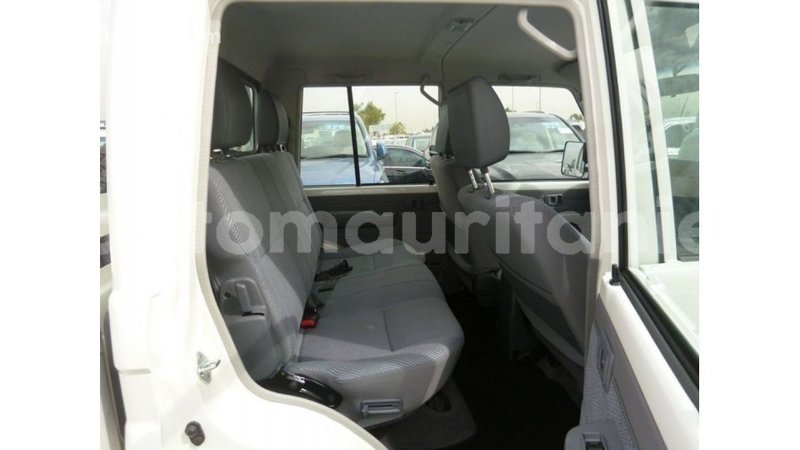 Big with watermark toyota land cruiser adrar import dubai 2916