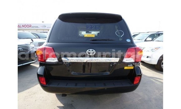Acheter Import Voiture Toyota Land Cruiser Noir à Import - Dubai, Adrar Acheter Import Voiture Toyota Land Cruiser Noir à Import - Dubai, Adrar
