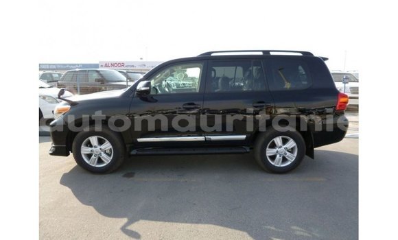 Acheter Import Voiture Toyota Land Cruiser Noir à Import - Dubai, Adrar Acheter Import Voiture Toyota Land Cruiser Noir à Import - Dubai, Adrar
